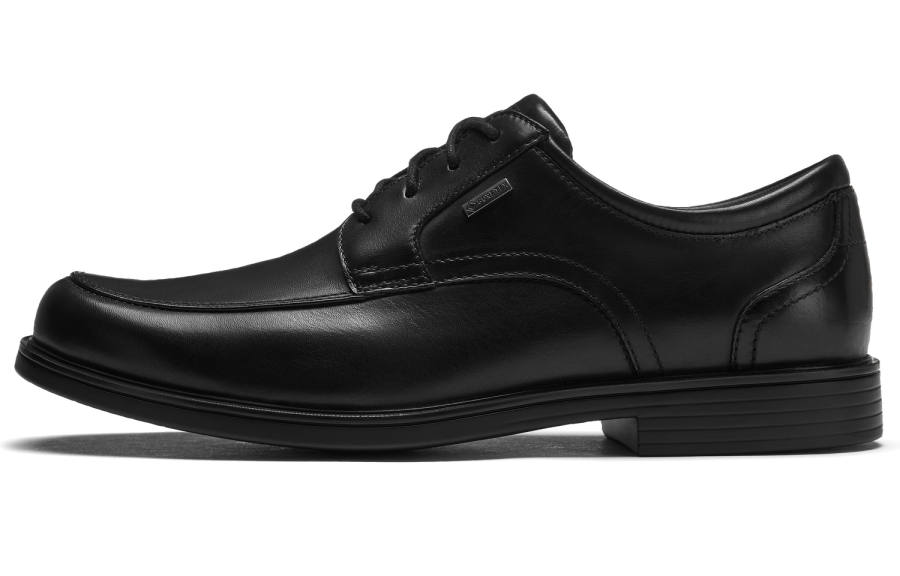 Clarks Cow Leather Dress Shoes Men's Black