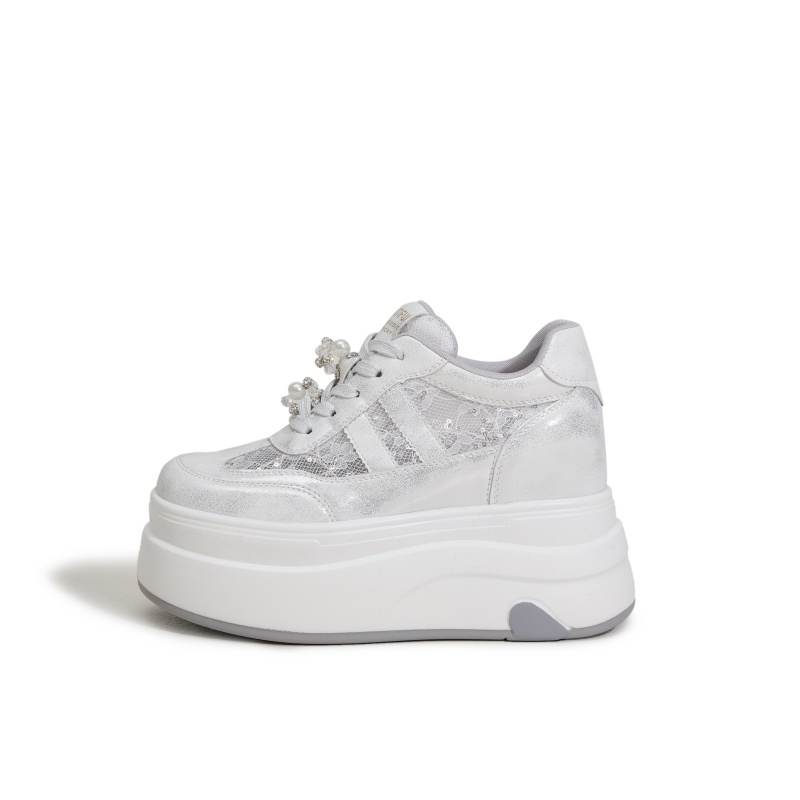 MILANLIANGE Microfiber Leather Slip Resistant, Abrasion Resistant, Height Increasing Low top Casual Shoes Women's
