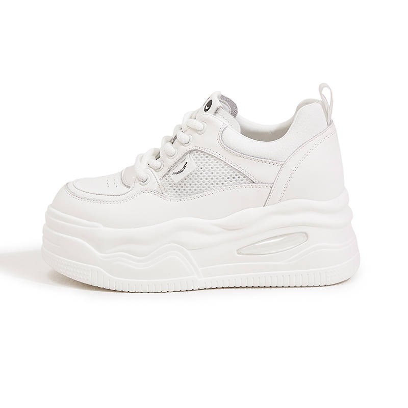 MILANLIANGE Abrasion Resistant Low top Skateboard Shoes Women's White