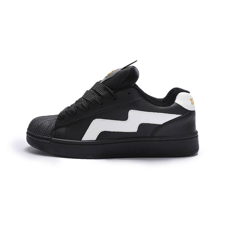 ZUIBANG Shell Head Microfiber Leather Fleece Lined Comfortable Low top Skateboard Shoes Women's Black White