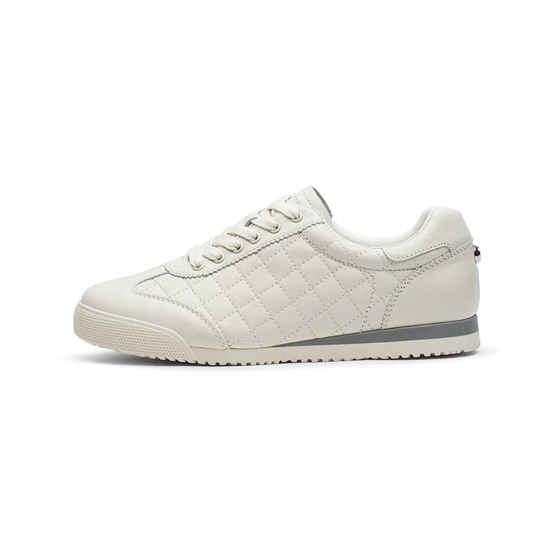 Coup De Foudre Cow Leather Slip Resistant Lightweight Non slip Lightweight Low top Skateboard Shoes Women's