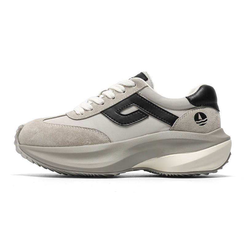 NAVIGARE Low top Casual Shoes Women's Beige Gray