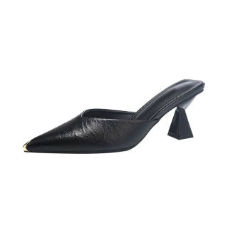 TADSW Closed Toe Slippers Women's