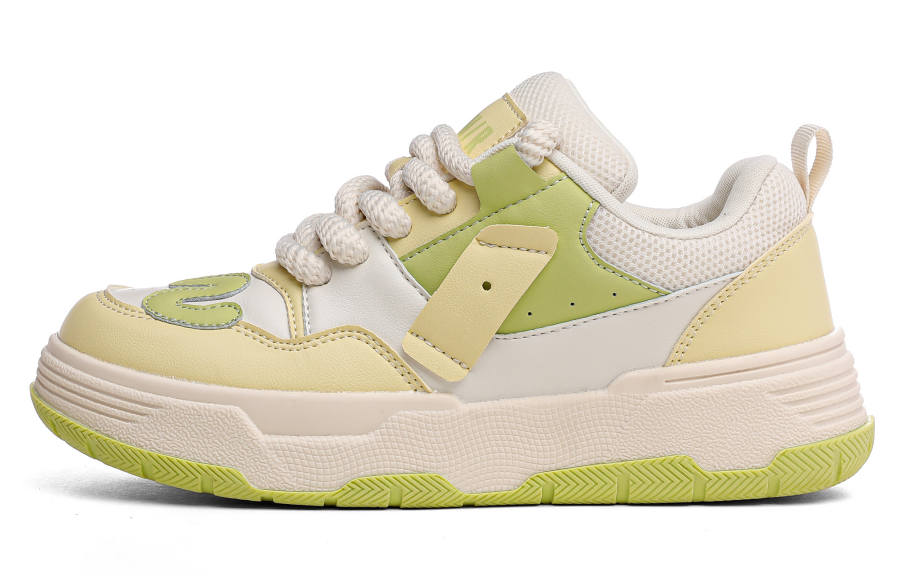 SEMIR Low top Skateboard Shoes Women's
