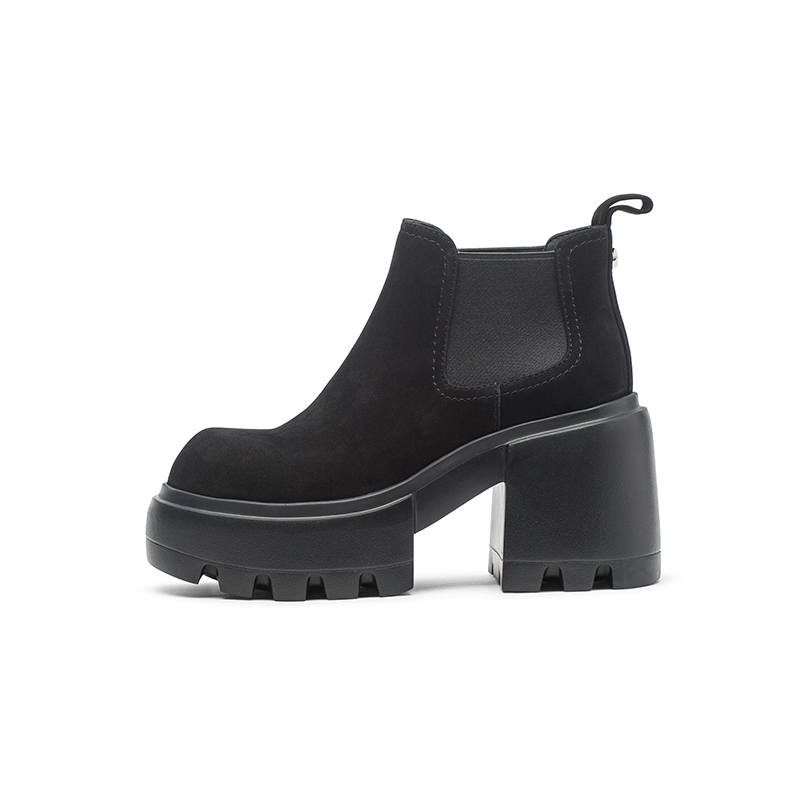 Coup De Foudre Short Chelsea Boots Women's