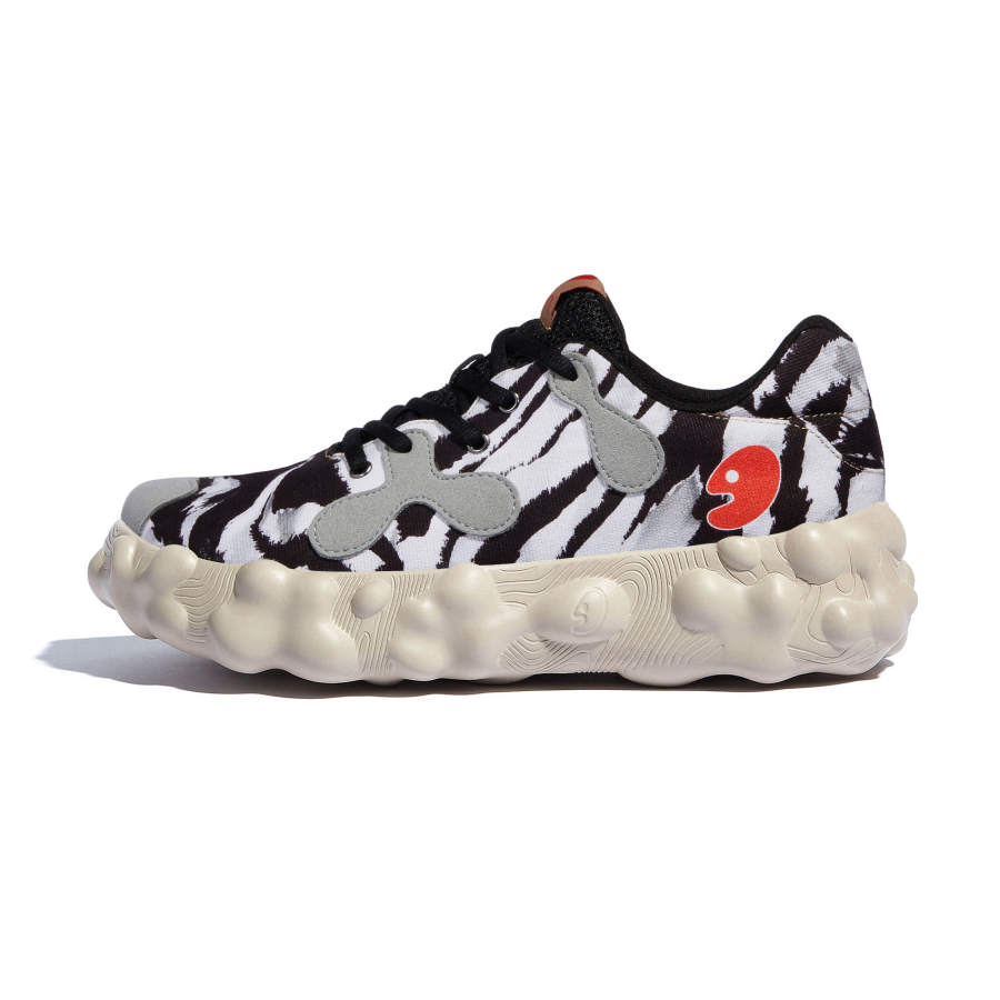 U.IN Painted Travel Shoes Figuras 1 Casual Shoes Unisex