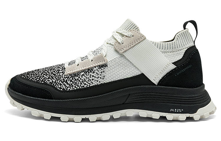 Clarks Fabric Breathable Low top Sports Casual Shoes Women's White Black