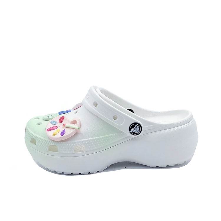 Crocs Crocs Classic Platform Lined Clog Naive Green EVA Clogs Unisex White Green