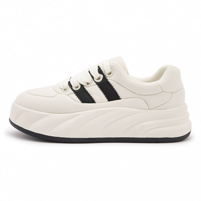 MILANLIANGE Balance Abrasion Resistant Quick Dry Waterproof Low top Skateboard Shoes Women's Beige Black
