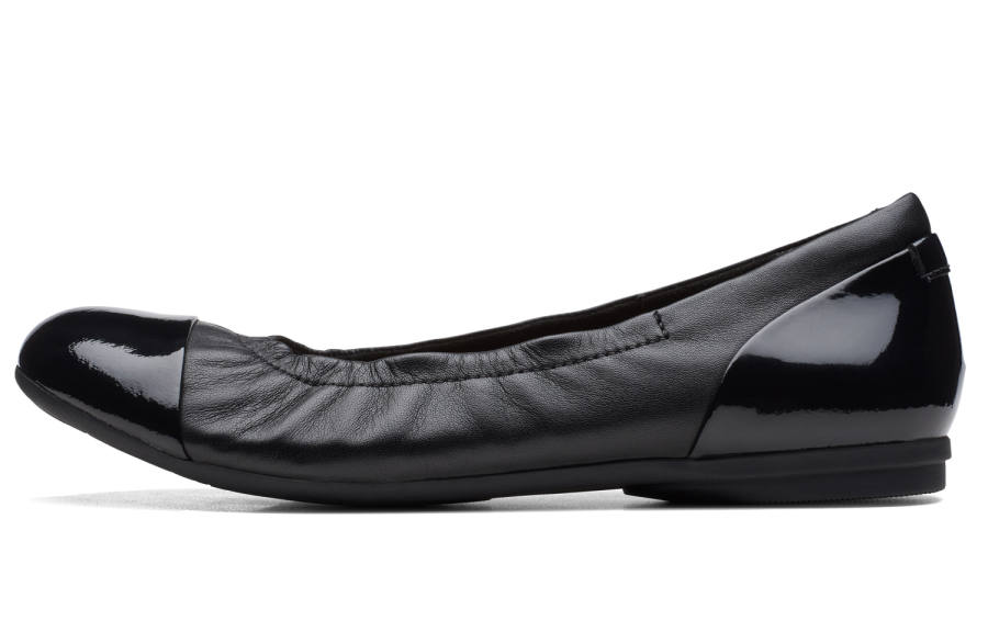 Clarks Sheepskin Casual Shoes Women's Black