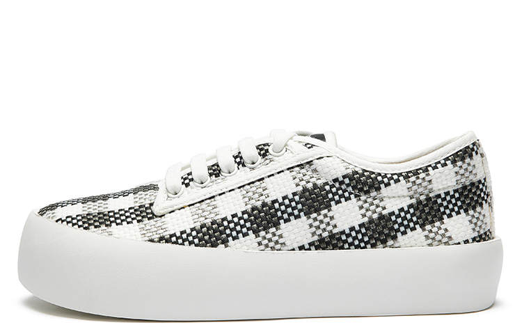 Joy&Mario Canvas Shoes Women's Low Top Black