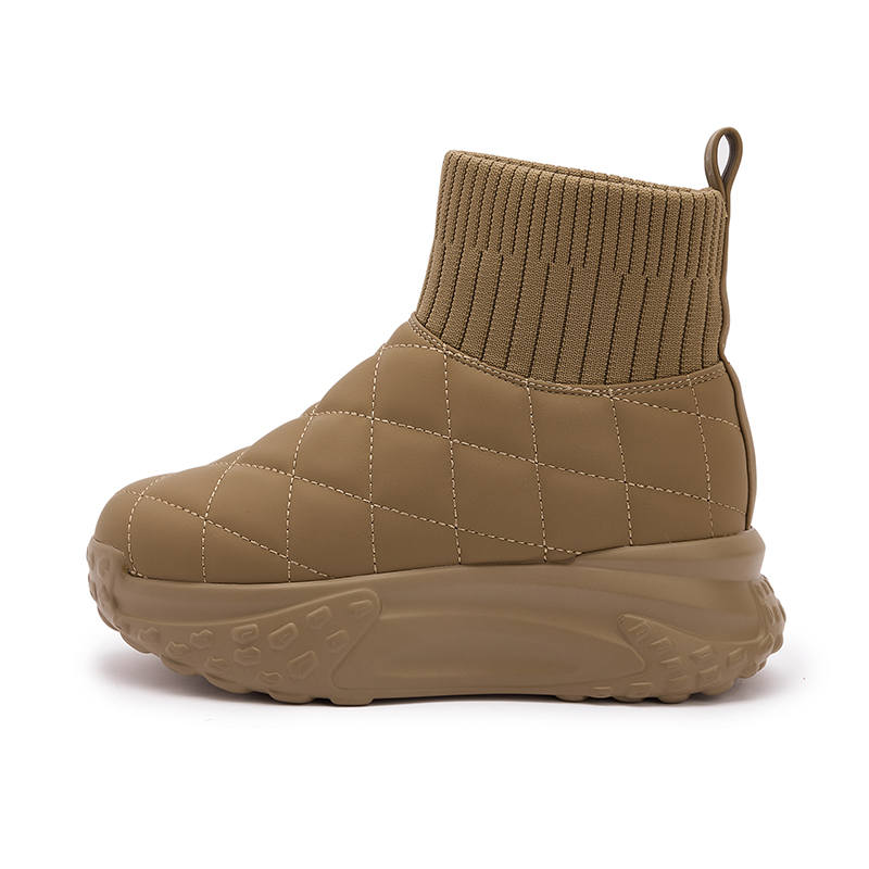 MILANLIANGE Thermal Abrasion Resistant Height Increasing Fleece lined Short Snow Boots Women's