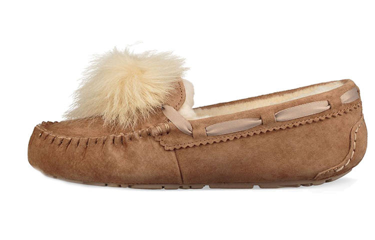 UGG UGG Dakota Pom Pom Slip On Brown Women's