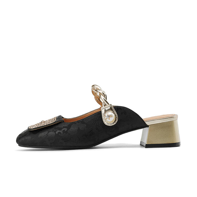 DAPHNE DAPHNE Closed Toe Slippers Women's