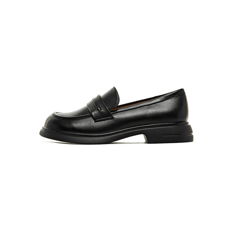 DUSTO Loafers Women's Black/Beige