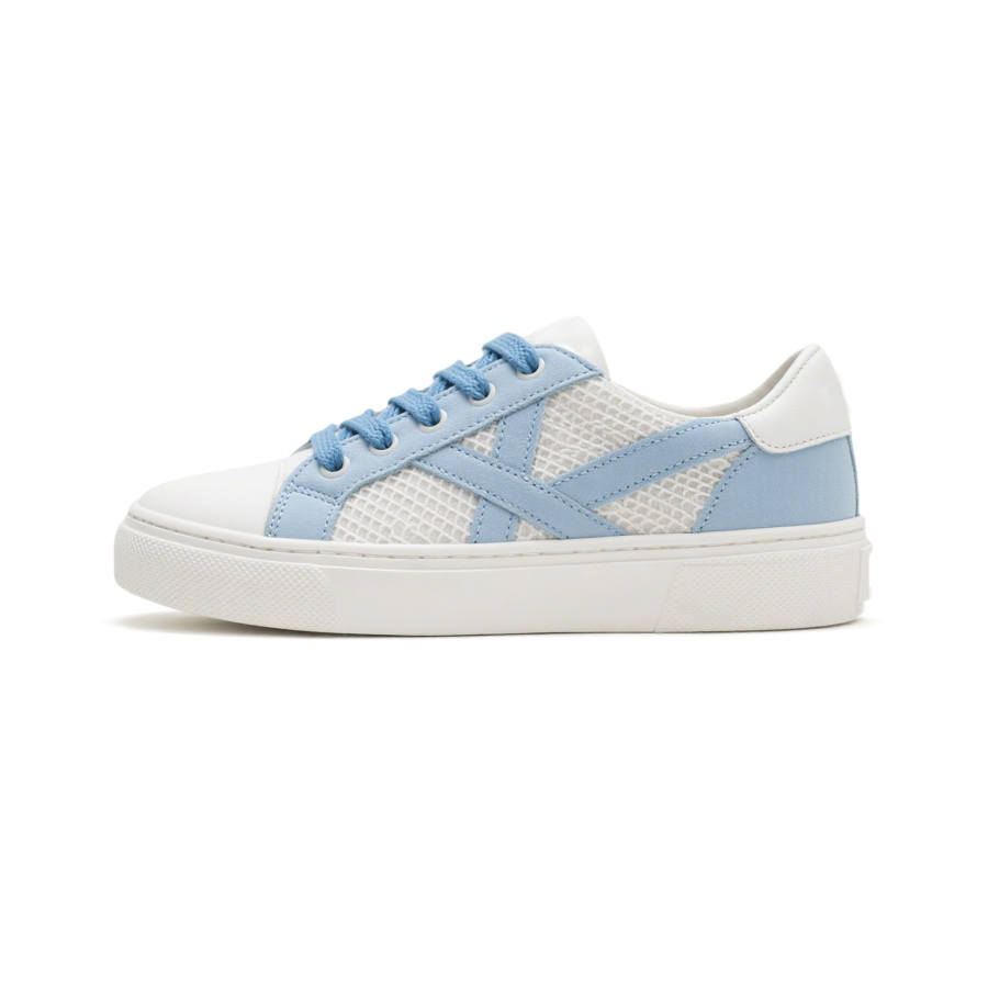 FULLXUAN Low top Skateboard Shoes Women's White Blue