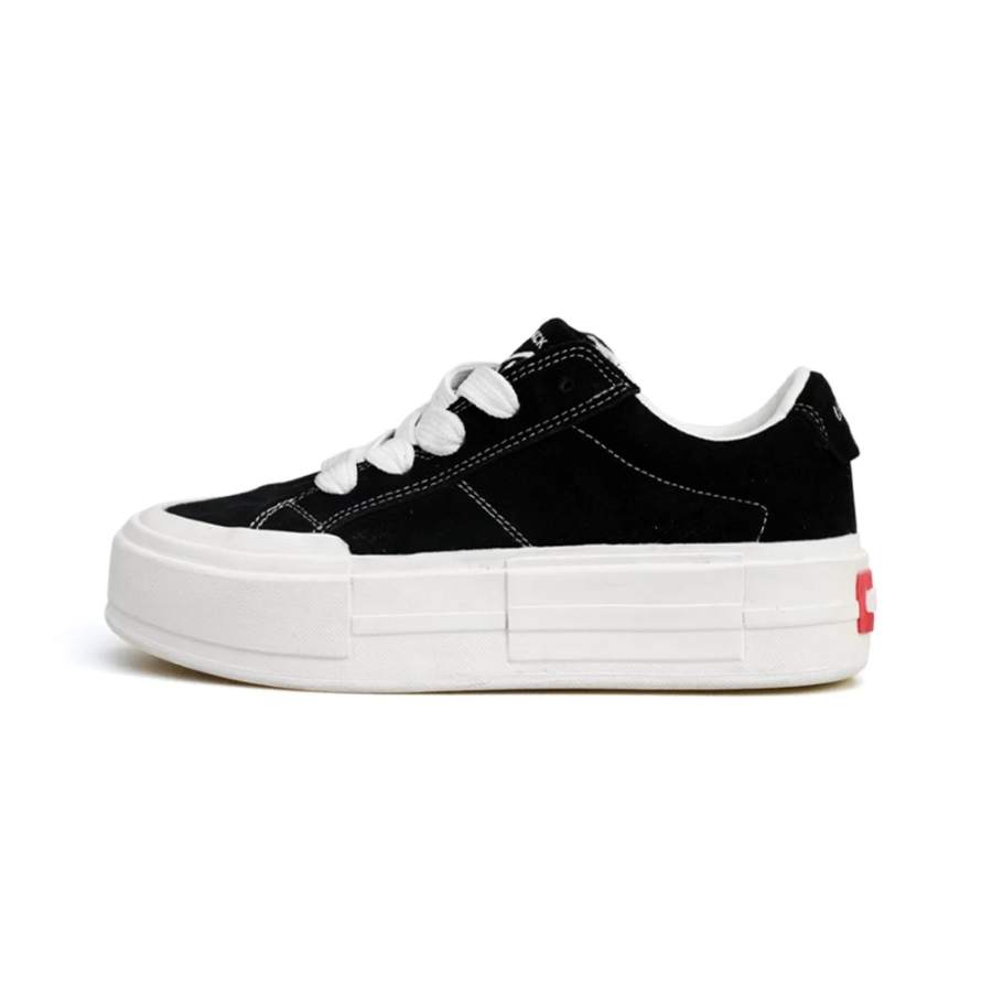 URAKCK Low top Skate Shoes Women's Black White
