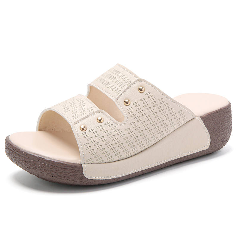 Reivantix Reivanti Rubber Sole Slip Resistant Slide Slippers Women's Beige