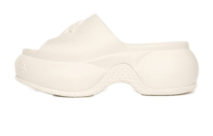 SMFK Compass Slide Slippers Women's Milk White Run Large, Suggestion Size Down 1 Size