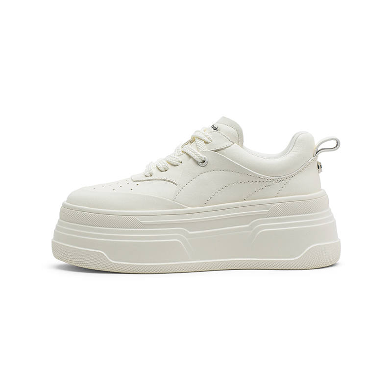 Coup De Foudre Cow Leather Low top Skateboard Shoes Women's