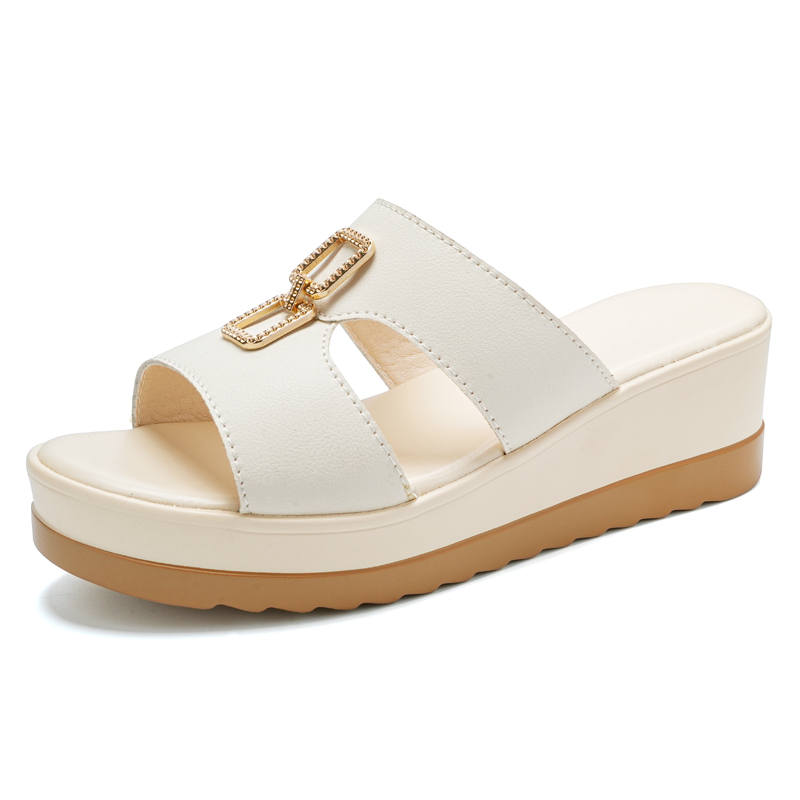 Reivantix Reivanti Rubber Sole Slip Resistant Slide Slippers Women's Beige