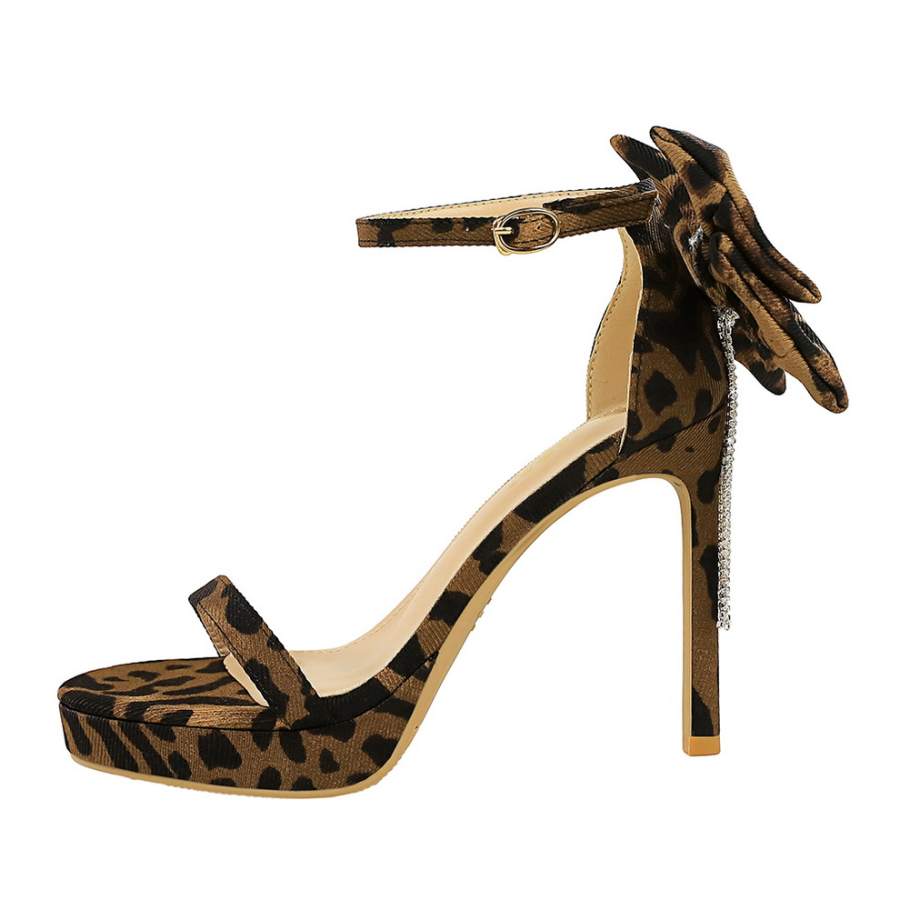 YAFEI XUANYU Suede One Strap Sandals Women's