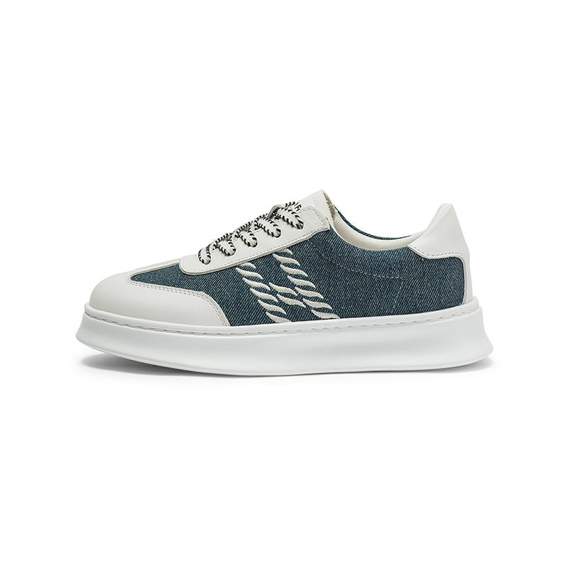 Coup De Foudre Cow Leather Low top Skateboard Shoes Women's White Blue
