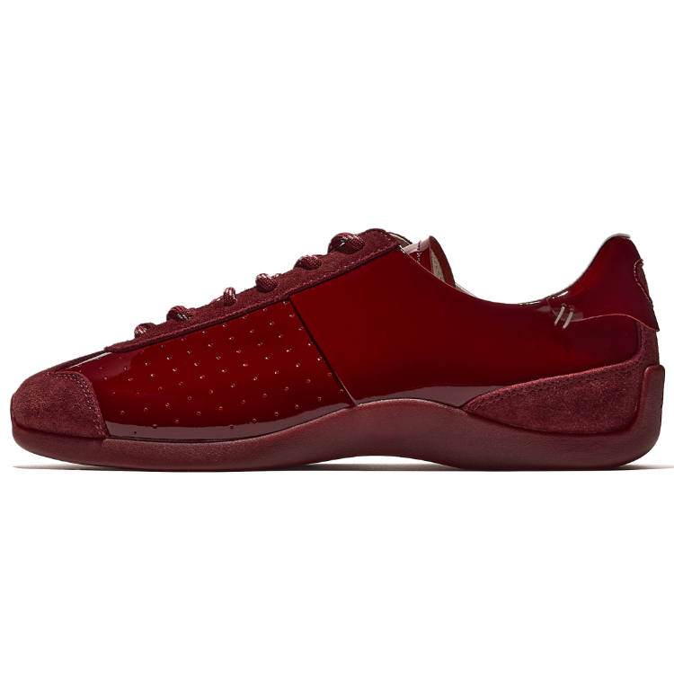 FOOT INDUSTRY Low top German Army Trainers Women's Burgundy