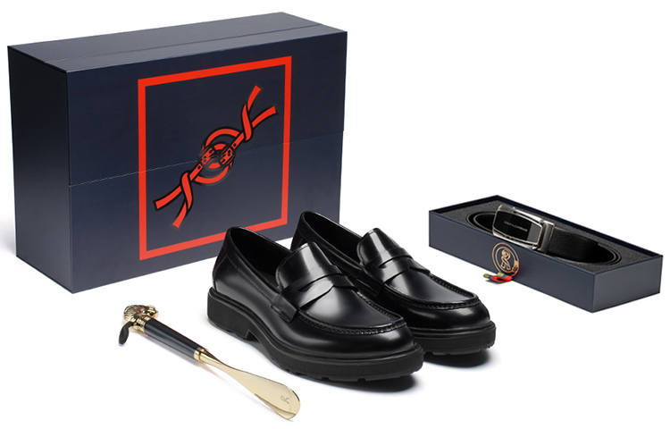 ROBERTA DI CAMERINO Casual Shoes Men's Black