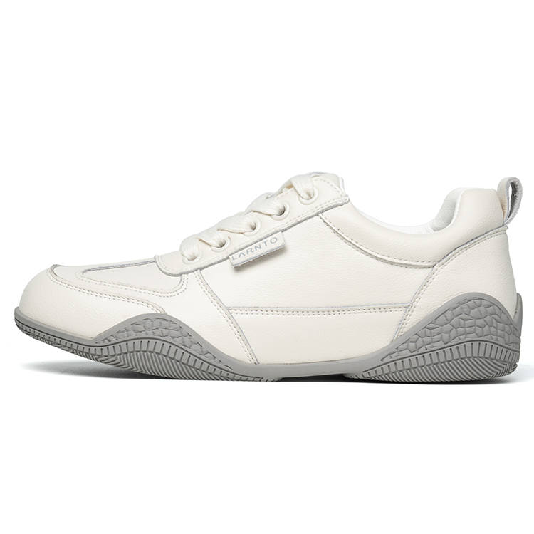 LAORENTOU Coverage Balance Support Abrasion Resistant Lightweight Low top Skateboard Shoes Women's