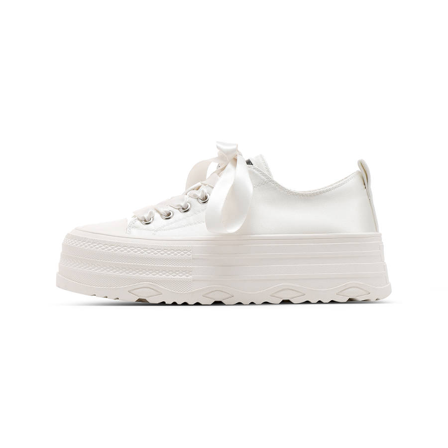 C°BANNER Fabric Abrasion Resistant Low top Skateboard Shoes Women's Beige