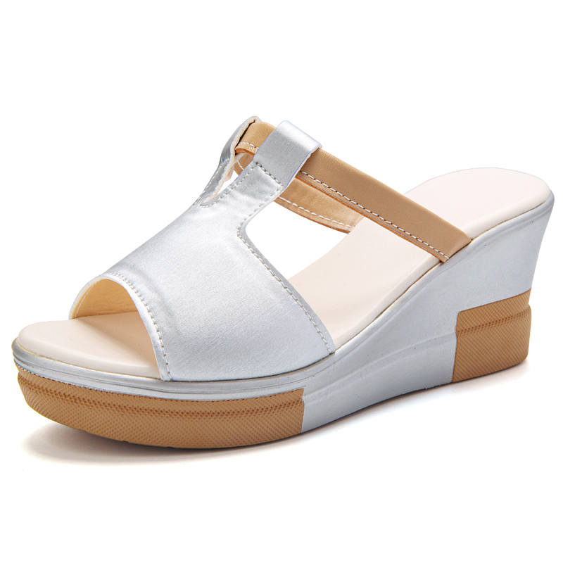 Reivantix Reivanti Slip Resistant Slide Slippers Women's Silver