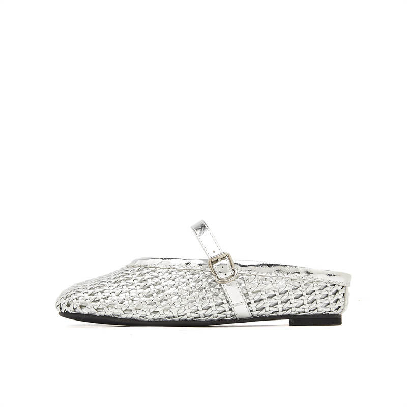 15 MINS 15 MINS Leather Patchwork Quiet Closed Toe Slippers Women's