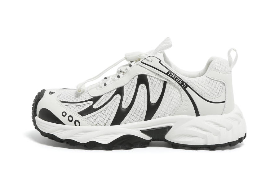FOREVER 21 Cushioning Abrasion Resistant Slip Resistant Low top Chunky Sneakers Women's Black
