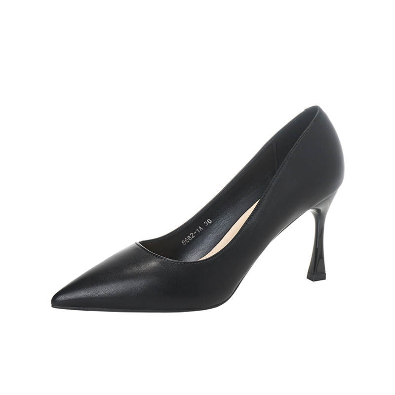 ZUOMILUO Pu Slim Heel High Heels Women's