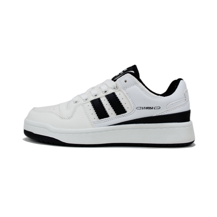 STUR YSN Wear resistant And Lightweight Low top Skateboard Shoes Unisex White Black