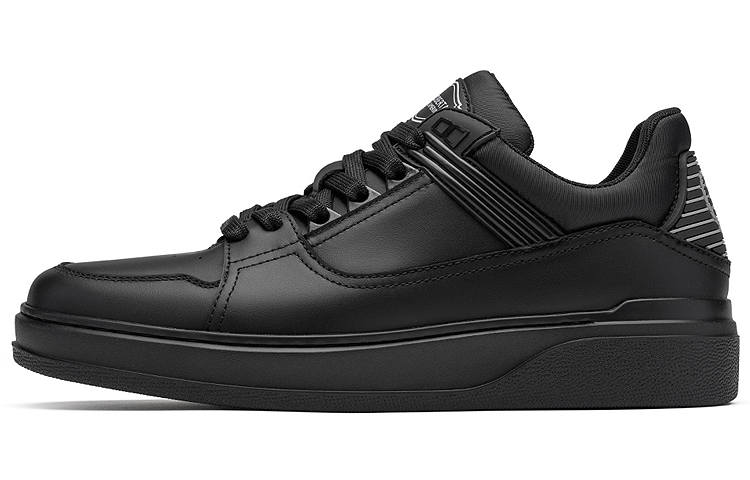Roberta Di Camerino Skateboard Shoes Men's Low Top Black