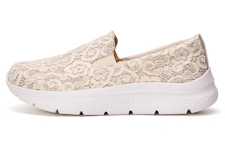 Joy&Mario Fabric Breathable And Lightweight Low top Casual Shoes Women's