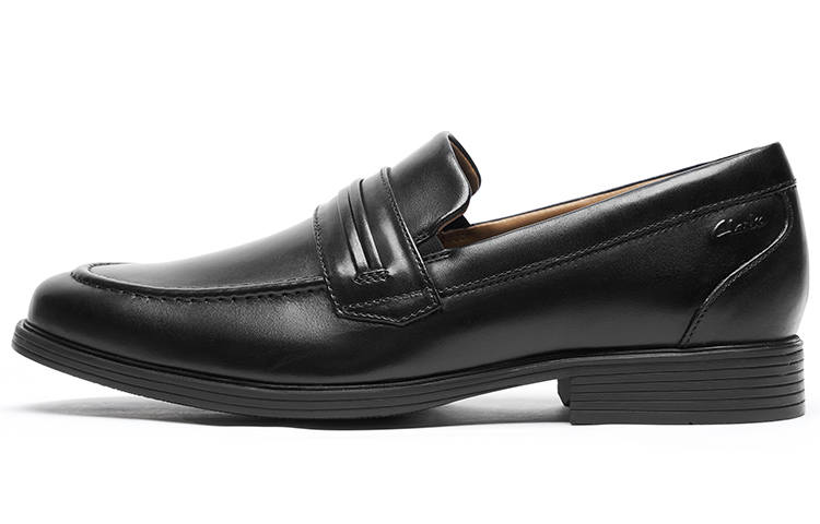 Clarks Casual Shoes Men's Low Top Black