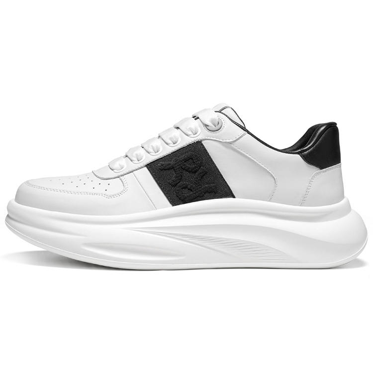 ROBERTA DI CAMERINO Low top Casual Shoes Men's White Black