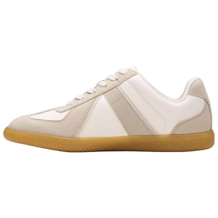 Clarks Nykole Step Low top Skateboard Shoes Women's Light Taupe