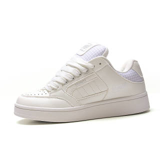 STUR YSN Abrasion Resistant Lightweight Wear resistant And Lightweight Low top Skateboard Shoes Unisex White