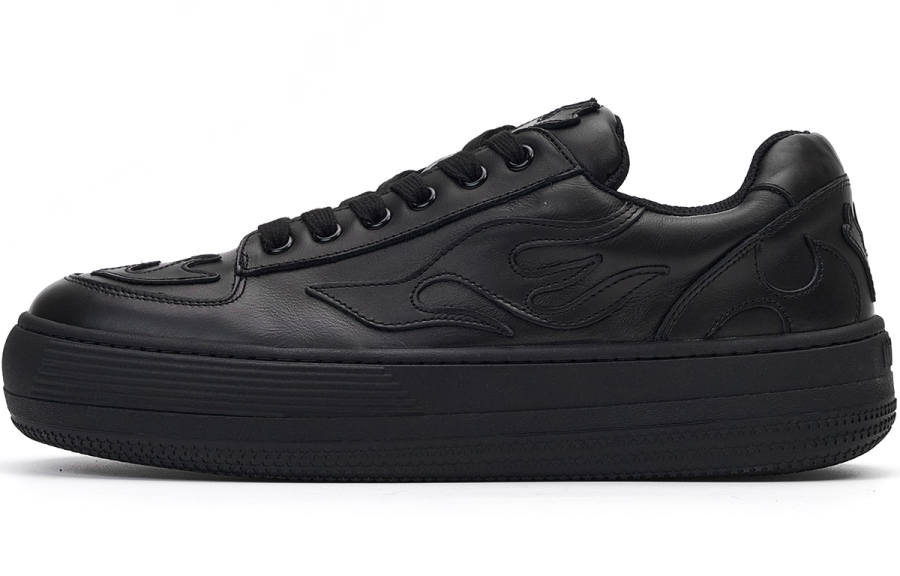 WILD PITCH Overthrow Low top Skateboard Shoes Unisex Pitch Black