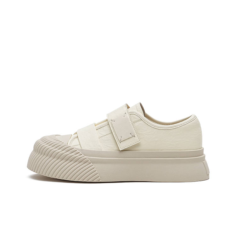 MASOOMAKE Artificial Leather Height Increasing Height Increasing Low top Skateboard Shoes Women's