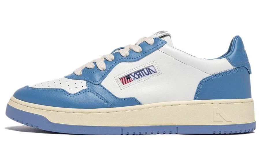 AUTRY Leather Low top Skateboard Shoes Women's White Blue