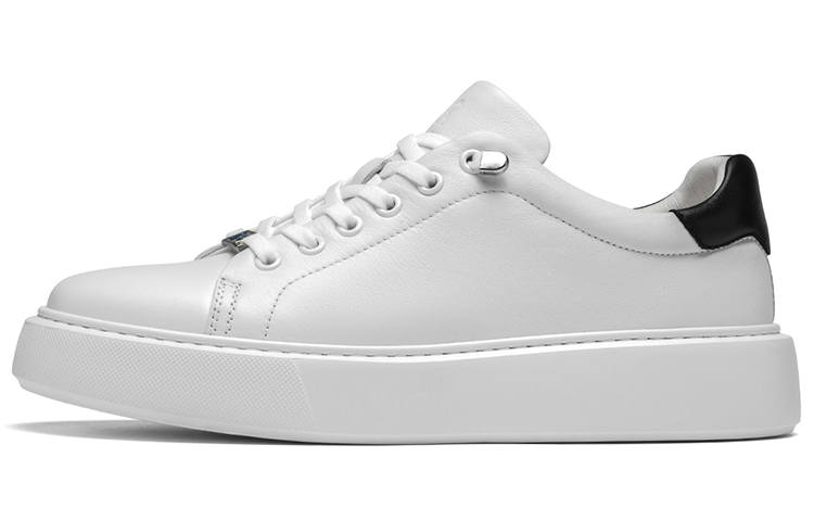 ROBERTA DI CAMERINO Cow Leather Low top Skateboard Shoes Men's White