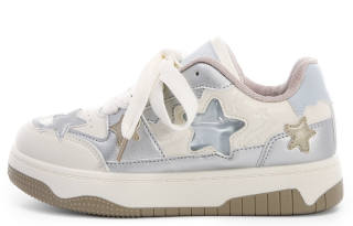 WENPU Microfiber Leather Abrasion Resistant, Lightweight, And Breathable Low top Skateboard Shoes Women's Beige Silver