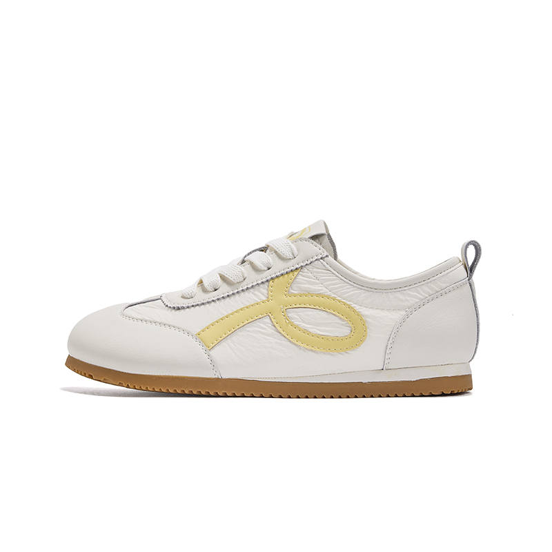 RITAI Synthetic Leather Slip Resistant, Abrasion Resistant, Waterproof, And Breathable Low top Casual Shoes Women's