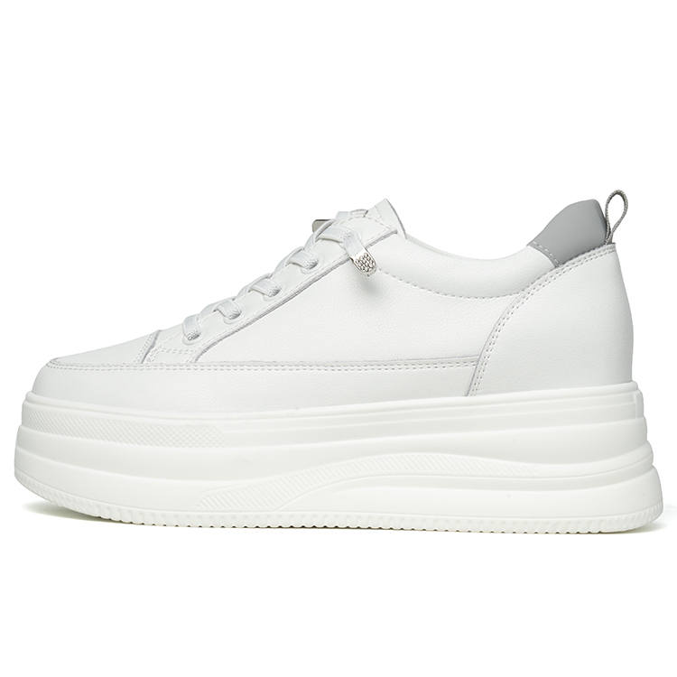 LAORENTOU Low top Skateboard Shoes Women's