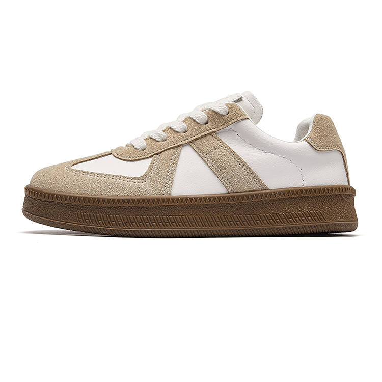 La Chapelle Slip Resistant Abrasion Resistant Low top Skateboard Shoes Women's